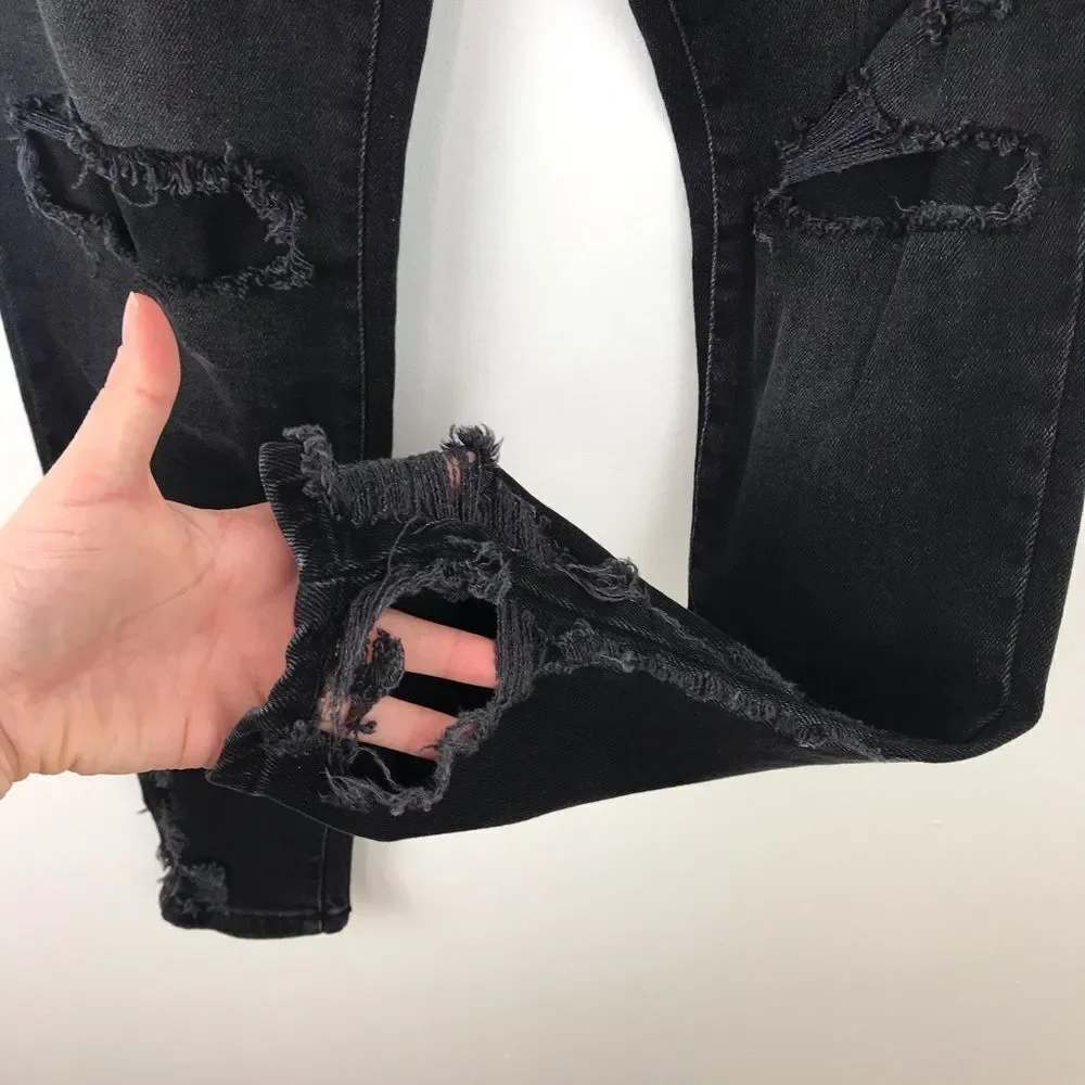 NWT‎ free people super distressed skinny ankle jean